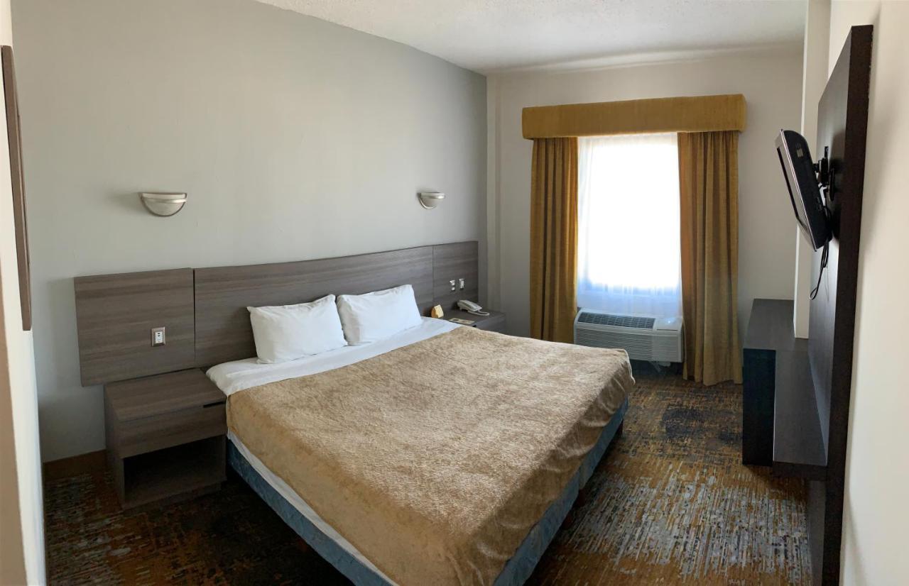 Fastos Hotel Монтеррей Экстерьер фото
